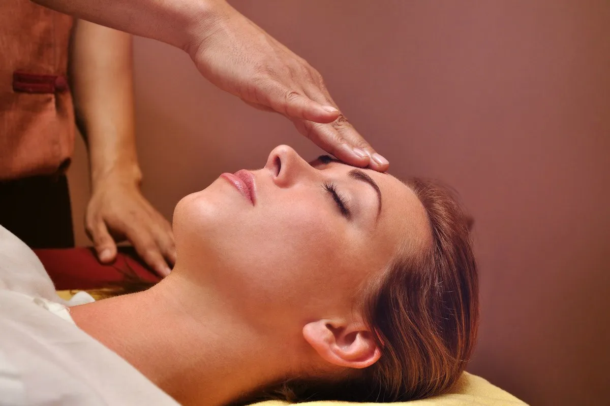 Японский императорский массаж лица «Кобидо»